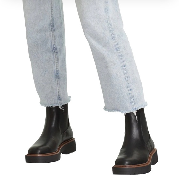 EDELMAN
Laguna Chelsea boots black size 7.5 gently used
$205 - Picture 3 of 16